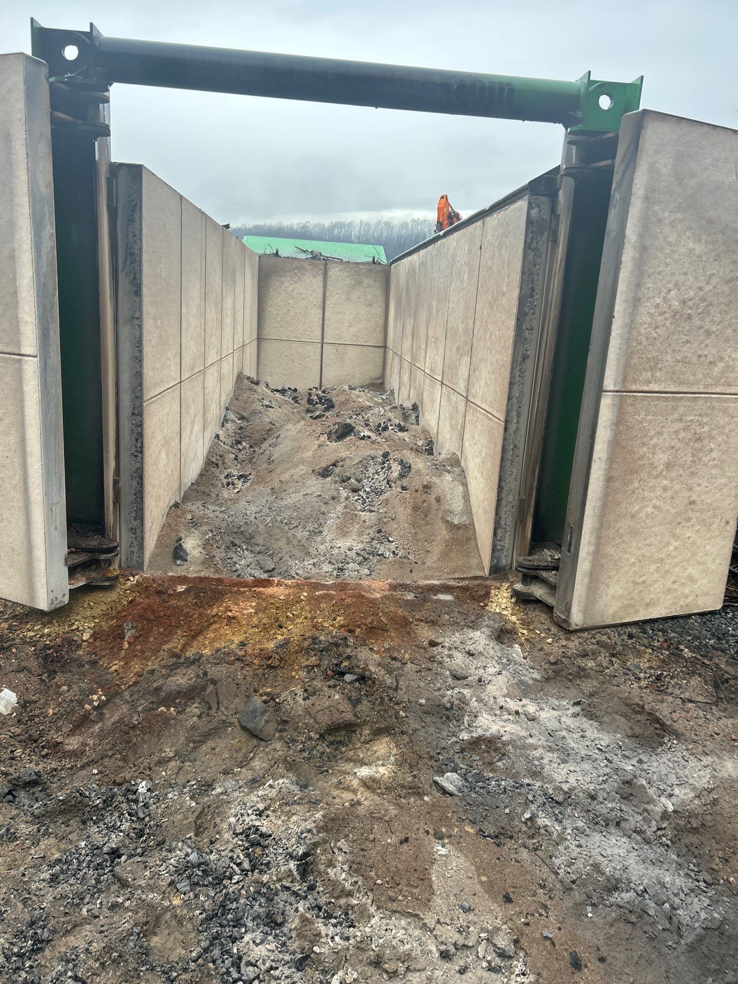 AirBurners S-119 burning debris on site